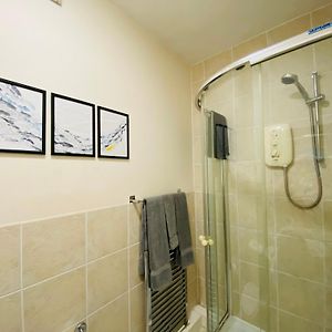 Private Bathroom Twin Room
